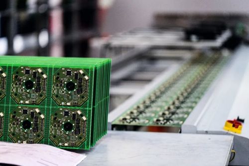 智驱万物，协作共生 机器人产业技术突破与场景融合新图景